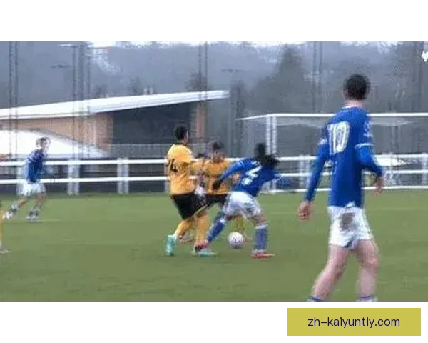 徐彬周六狼队首秀英甲U21双线