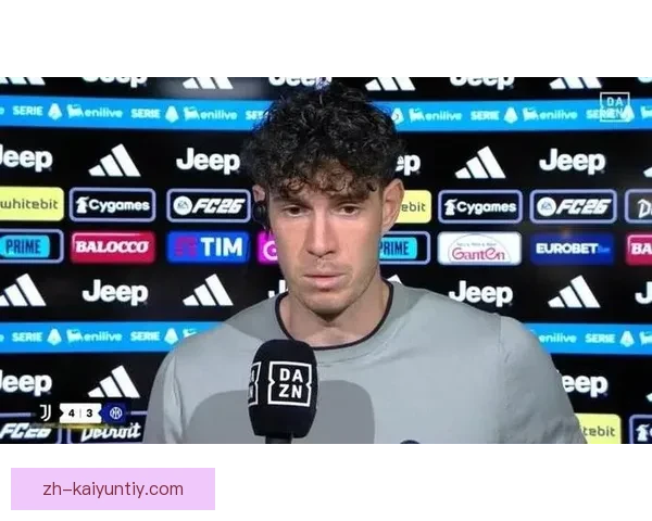 直面争议巴斯托尼出席欧冠发布会 直面争议巴斯托尼出席欧冠发布会