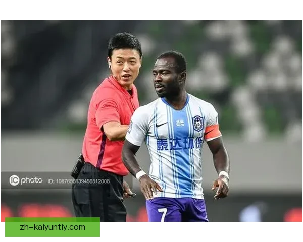 半场互交白卷阿里瓦斯远射中柱 半场互交白卷阿里瓦斯远射中柱